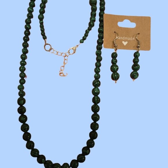 Malachite Jewelry Set ~ Handmade 20 in. Necklace, 7 inch bracelet w extension - Picture 5 of 5